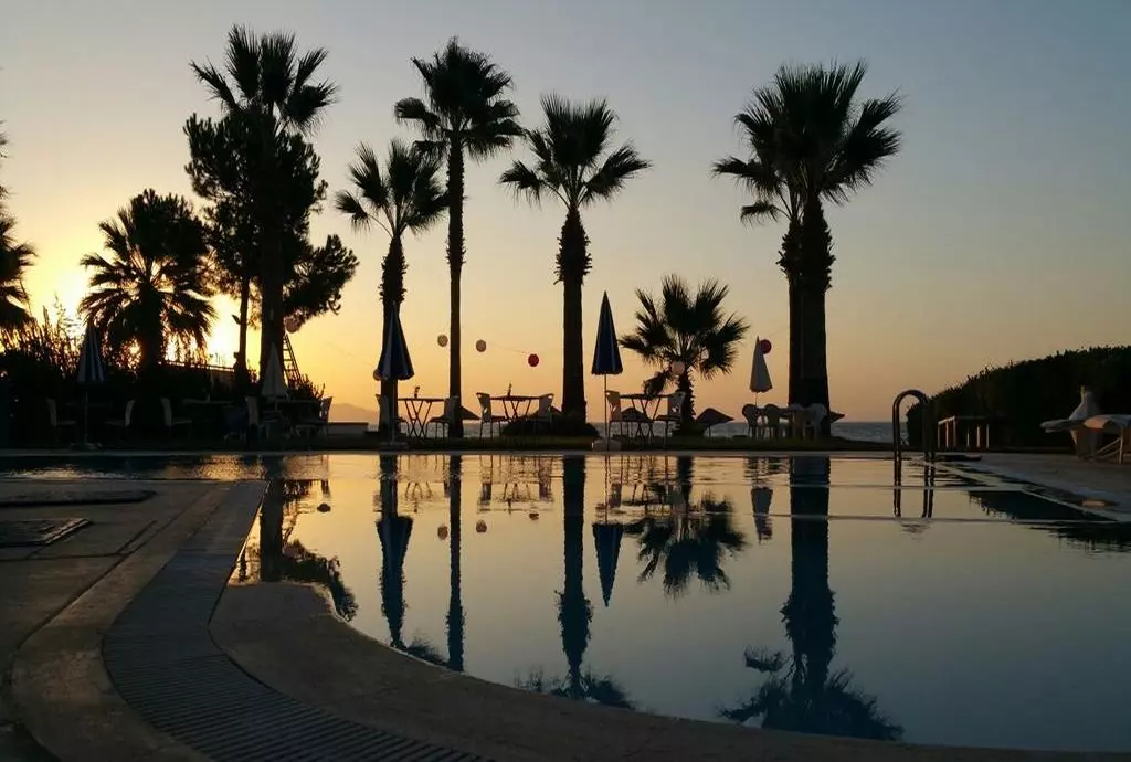 hotel art beach_kemer_antalya_shabavizparvaz_04.jpg